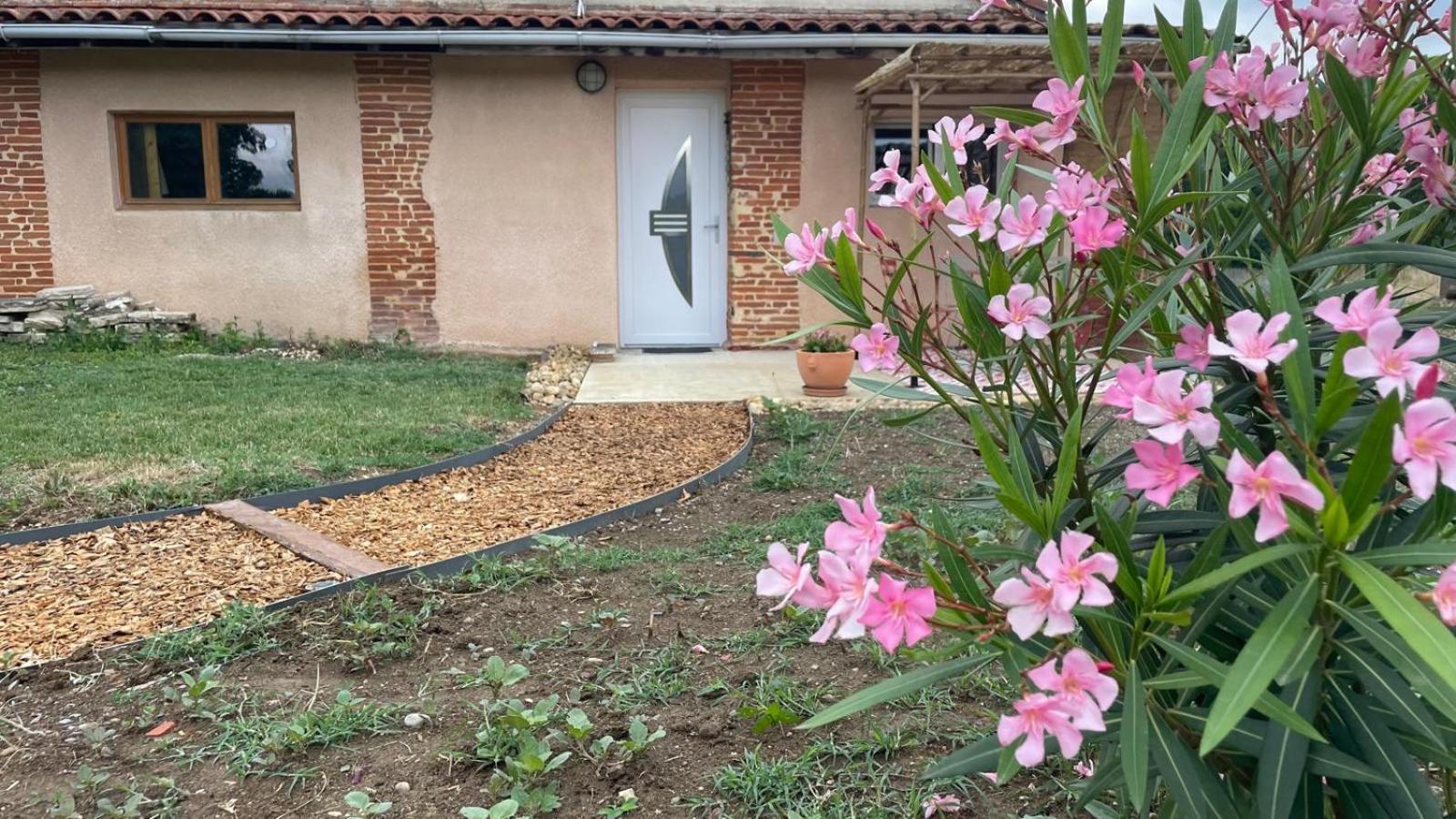 Le Gite De Cousal Esperce Εξωτερικό φωτογραφία
